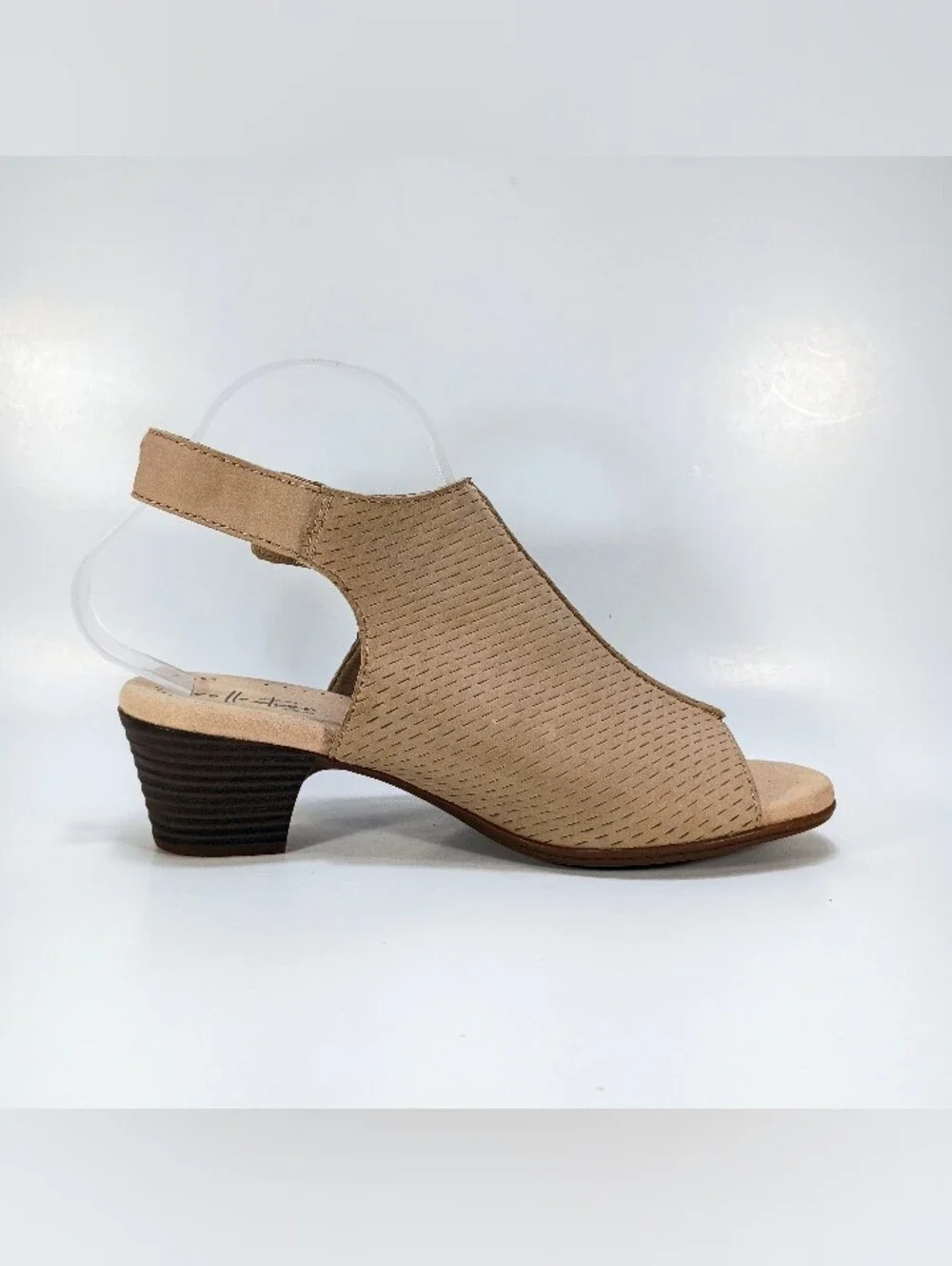 Clarks Valarie James Womens 8 Wide Fit Block Heel Slingback Nubuck Sandals